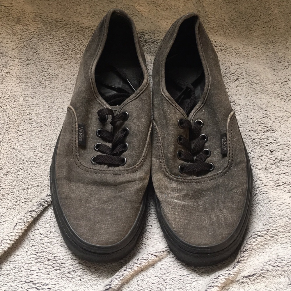 Grey vans size men’s 6 women’s 7.5